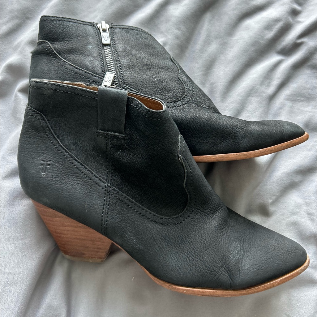 Frye Reina Suede Western Bootie
